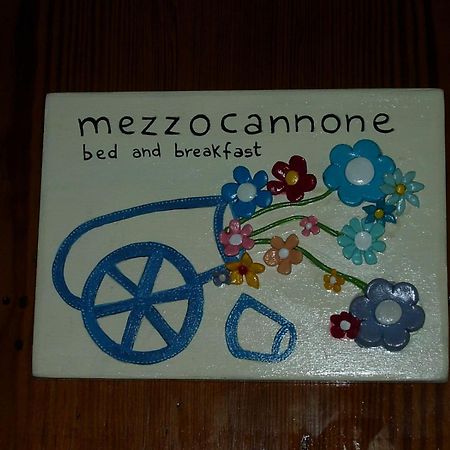 R&B Mezzocannone Napels Buitenkant foto